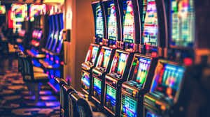 apk 567luck Bigger Bass Bonanza mobile slot interface showing reel layout and bonus trigger symbols